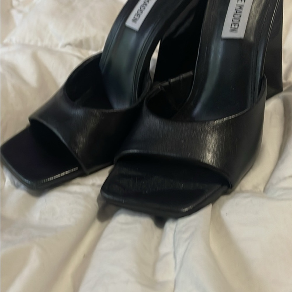 Steve Madden Black Heels
